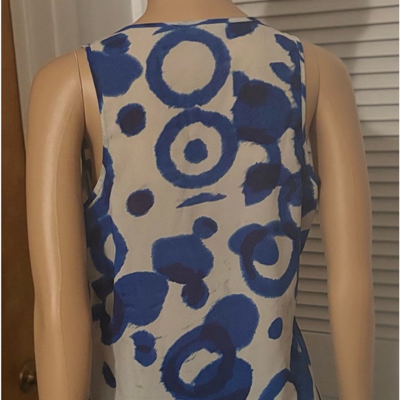 Sleeveless Spring Top - Picture 8 of 15